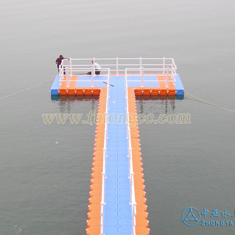 Thousand Island Lake T-shaped water platform