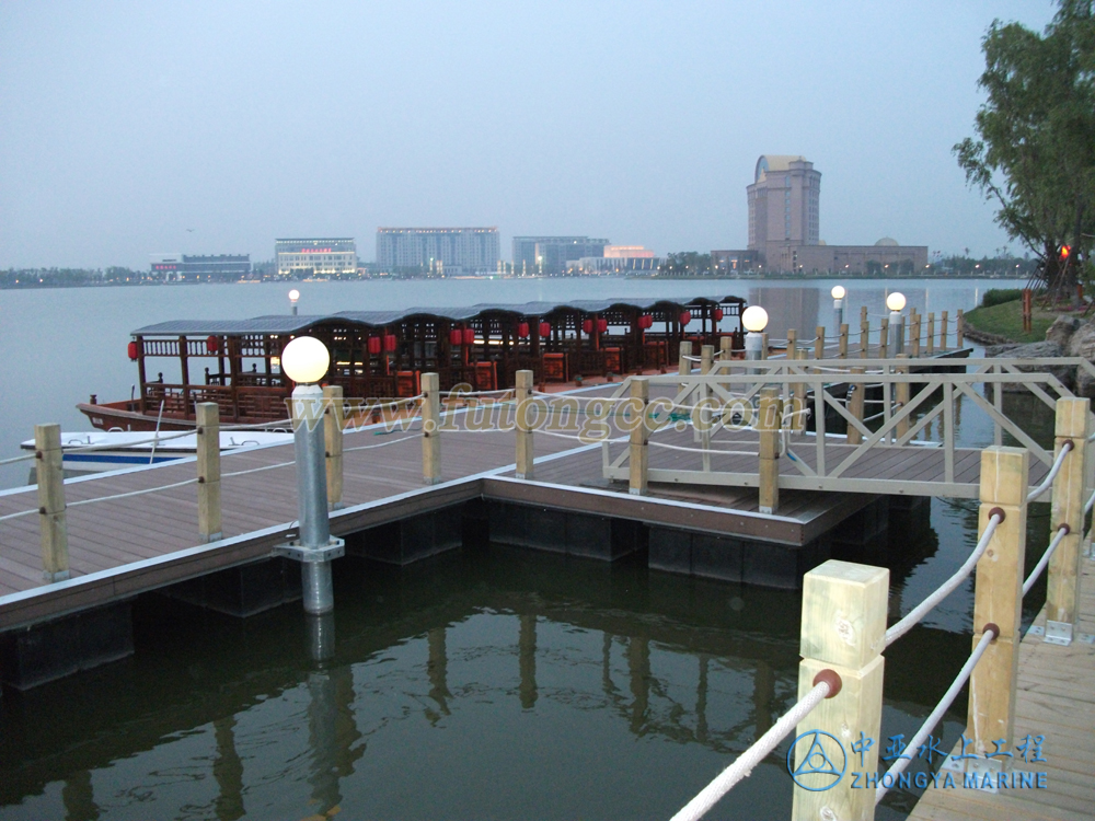我司承建唐山丰南游艇码头工程