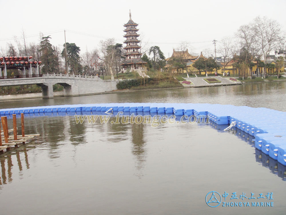 南京白鹭洲水上舞台